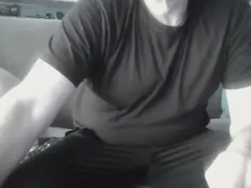 pinottoutcourt from cam4