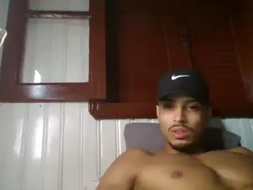 Cam4 Adult Webcam of Tomtresor