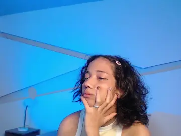 Hotlittlekitty1 from cam4