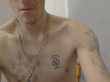 Cam4 Live Sex of THESHU77