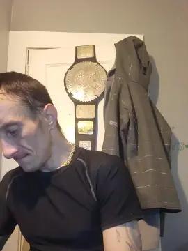 Cam4 Free Live Porn of THESHU77