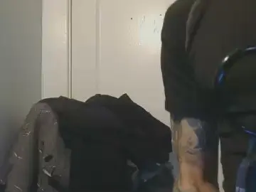 Cam4 Watch Live Sex Cams of THESHU77