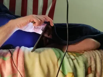 Cam4 Watch Live Sex Cams of olewrench35