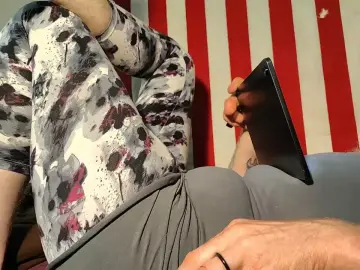 Cam4 Sex Cam of olewrench35