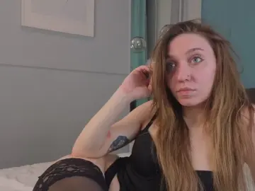 Cam4 Adult Webcam of AveryGillooly