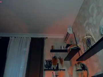 Cam4 Private Sex Chat of ElwineCrull