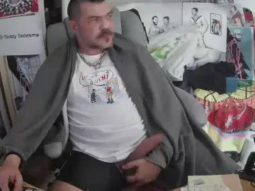 Cam4 Watch Live Sex Cams of TeddyTedesma