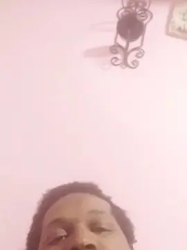 Themanwith1 from cam4