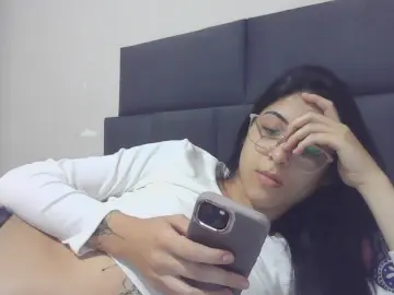 Cam4 Live Porn of lariarrudinha