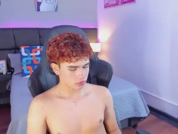 Cam4 Live Sex of aiiden_xxx