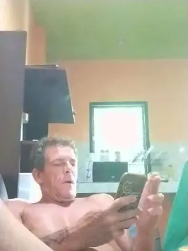 Cam4 Live Porn of maikel203