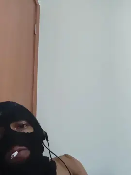 Cam4 Free Porn Cam of negrodot23cm