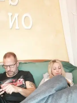 Cam4 Sex Cam of Piedisexy81