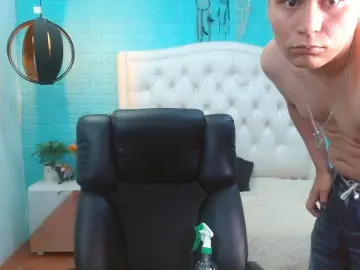 Cam4 Watch Live Sex Cams of dondanys