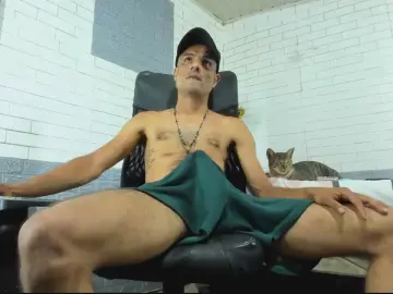 Cam4 Best Webcam of GeorgeBigDick