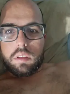 Joshissingle31 from cam4