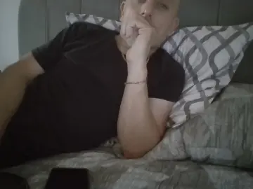 Cam4 Watch Live Sex Cams of Martin25252525