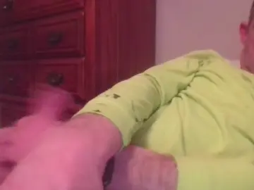 Cam4 Free Live Porn of Skeet75