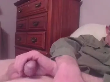 Cam4 Free Live Porn of Skeet75