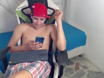 Cam4 Adult Video Chat of CASH_G_