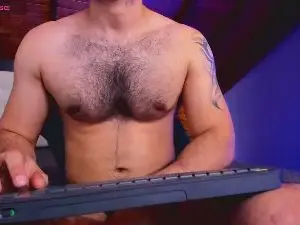 Cam4 Free Live Porn of Tom_Bailey