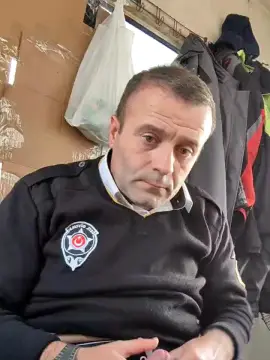 muscularbigcock from cam4