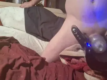 Cam4 Live Porn of here2cuminu