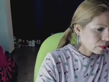 shirlyvannicelI from cam4