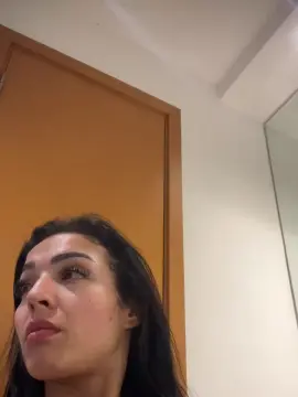 Cam4 Live Porn of Loiradevassa