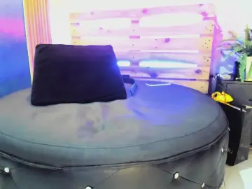 Cam4 Live Porn of french_sexx