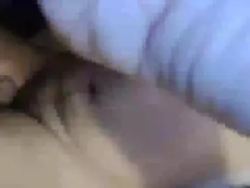 Cam4 Live Sex of budgiesmuggl