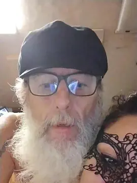 Cam4 Watch Live Sex Cams of moistmeatyfun