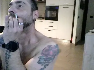 Cam4 Adult Video Chat of drunk3n1