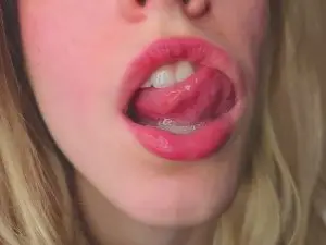 Cam4 Watch Live Sex Cams of ElinLangton