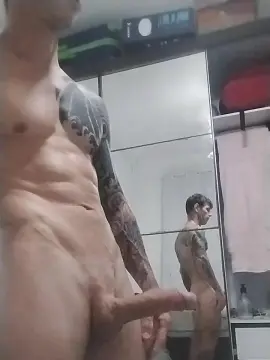 Cam4 Free Live Porn of MASSAGISTA19CM4