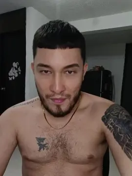 Cam4 Private Sex Chat of _LIONEL_