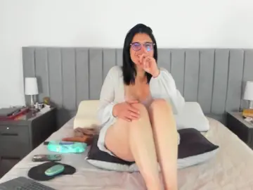 Cam4 Live Sex Cam of adriana71