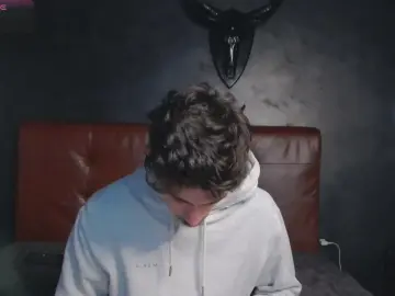 Cam4 Nude Webcam of danielhotttie