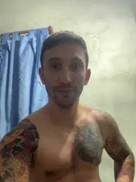 Cam4 Free Porn Cam of Lautaro2036