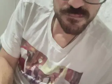 Cam4 Adult Webcam of Giovannuzz