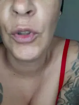 Cam4 Adult Video Chat of SexyTattooed7