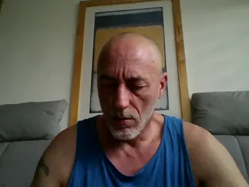 Cam4 Live Sex of redsbottom