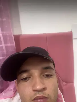 Cam4 Free Live Porn of Djmatheusrdm