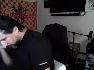 Cam4 Sex Cam of TheDevilPup75