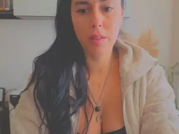 Cam4 Sex Chat of tatiana2224