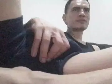 Cam4 Live Porn of inked_guy1