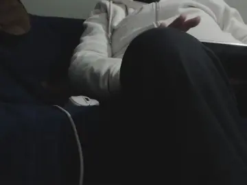 Cam4 Live Sex of santa_mfeira