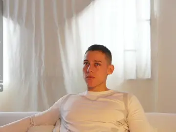 Cam4 Live Sex of Latino_Milk_99