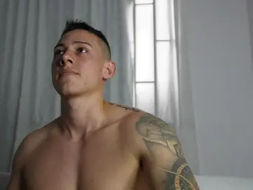 Cam4 Best Webcam of Latino_Milk_99