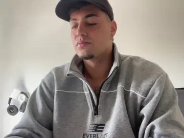 Cam4 Watch Live Sex Cams of saiz98